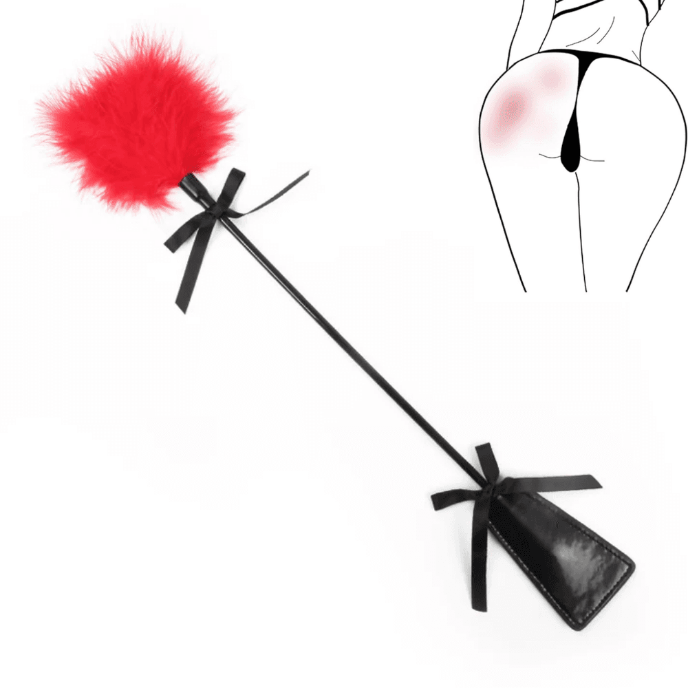 Wellco Adult Fetish Beginner Esnek Saplı 49 CM Çift Taraflı Gıdıklayıcı Tüy ve BDSM Şaplak Deri Fantezi Kamçı